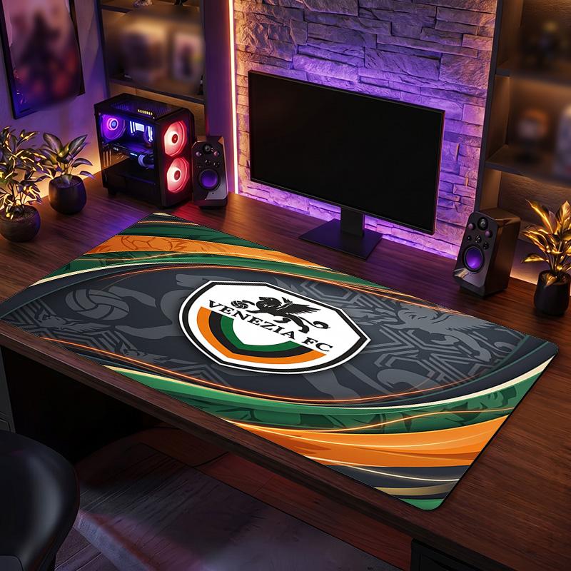 Venezia FC Football Print Large Mouse Pad, Anti-Slip Extended Gaming Desk Mat for Office Home