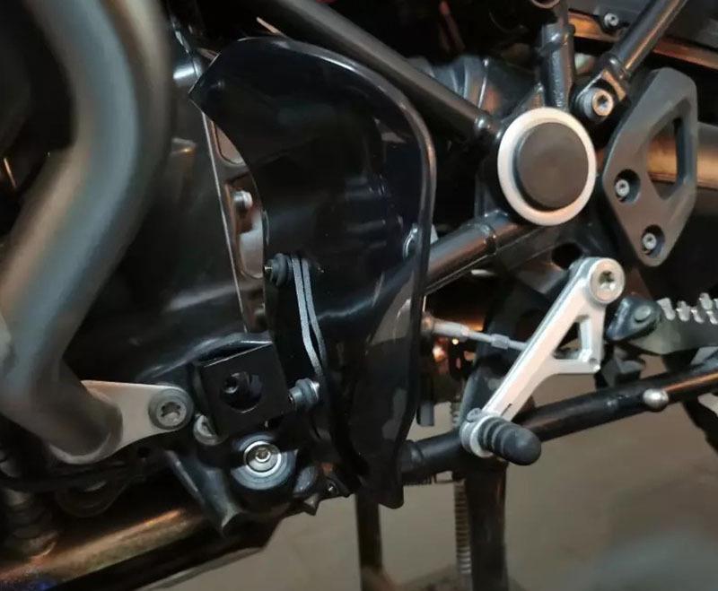 BMW R1250GS/R1200GS/ADV Foot Peg & Windshield Mudguard Deflector