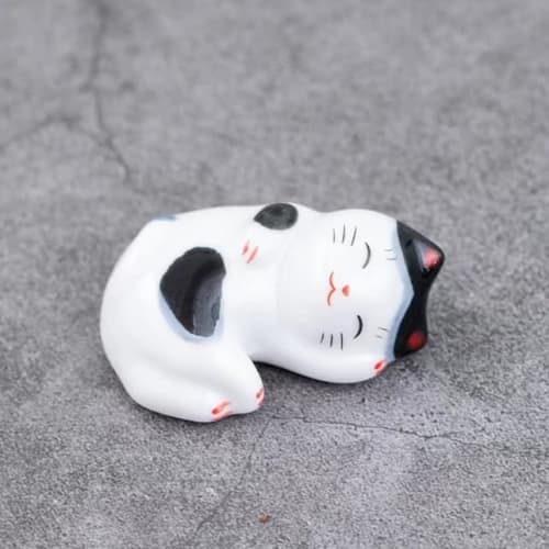 AEOLK Cat Chopstick Rest, Lucky Cat, Chopstick Rest, Cat Chopstick Pillow, Ceramic, Cute Decoration, Perfect for Izakaya, Family Dining Table, Living