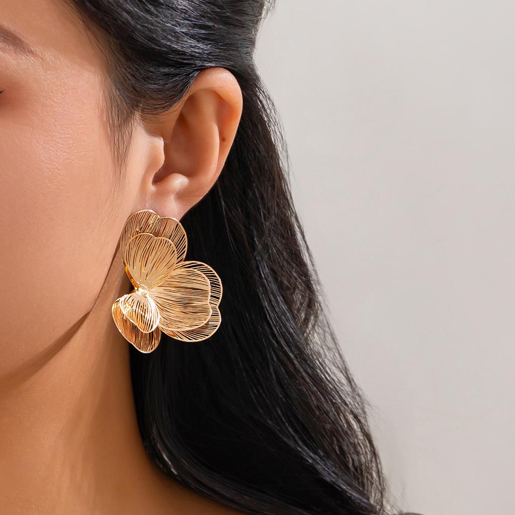 SHIXIN Elegant Multi Layer Petal Flower Ear Studs Earrings for Women Classic Gold Color Floral Piercing Earrings Fashion Jewelry