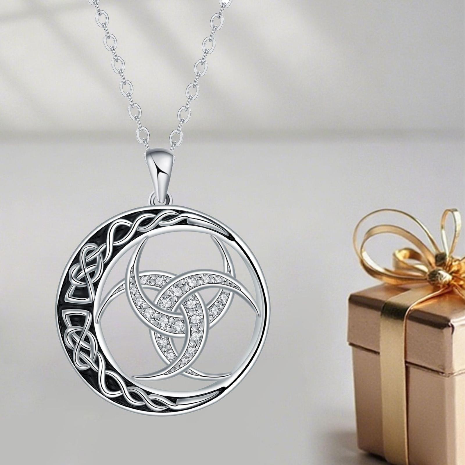 

Fashionable, Unique, Understated Luxury, , And High-end Jewelry; A Perfect Gift For A Friend. One Size