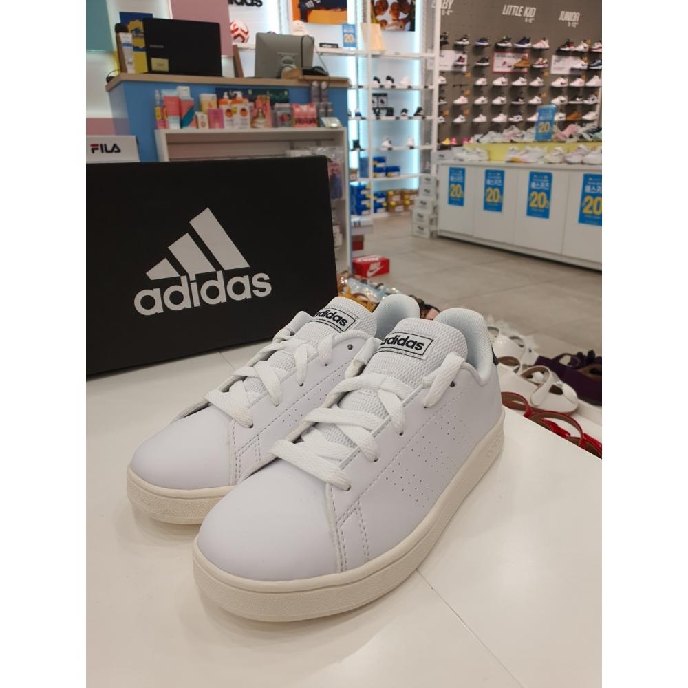 

Детские кроссовки Adidas String FW2588