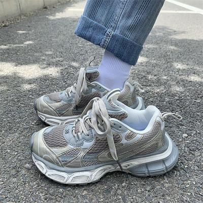 Chaussures chaussures polyvalentes tendance pour hommes version coréenne de nouvelles chaussures décontractées à plateforme pour étudiants chaussures de sport rétro pour femmes
