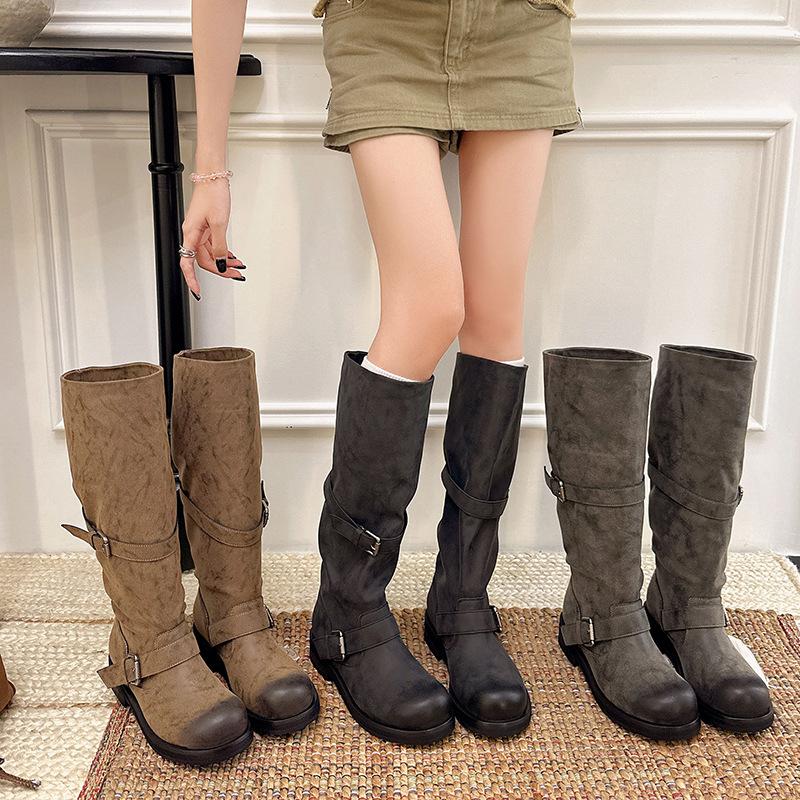 Autumn pleated round boots women's pile thick heel wind big tube circumference retro long tube belt buckle locomotive boots old
