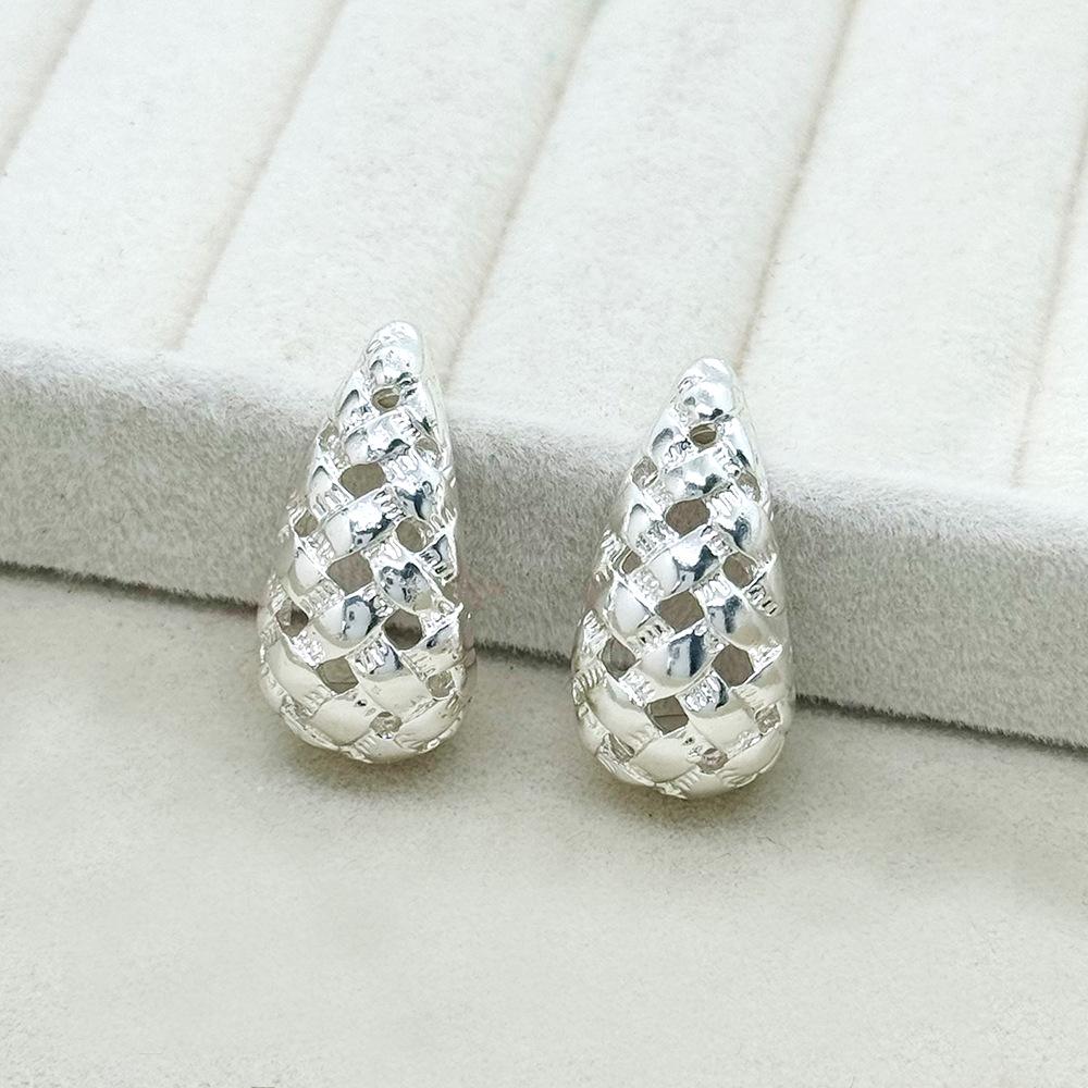 French Luxury Teardrop Mesh Earrings: S925 Silver Needle, Little Fragrant Style, Glossy Diamond Pattern.