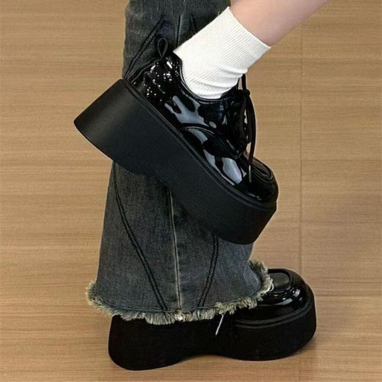 Nuove scarpe basse in pelle nere con plateau stile britannico scarpe primaverili singole plateau Mary Jane retrò