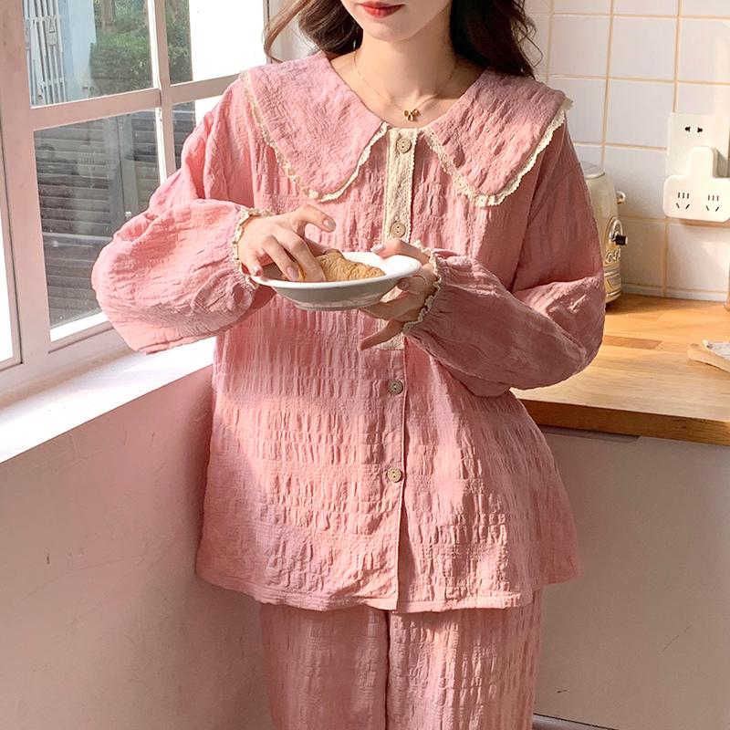 Women's Polka Dot Cloud Cotton Pajama Set - Sweet Korean Style with Large Lapel, Long Sleeves, and Pants for Spring, Autumn, and Winter.