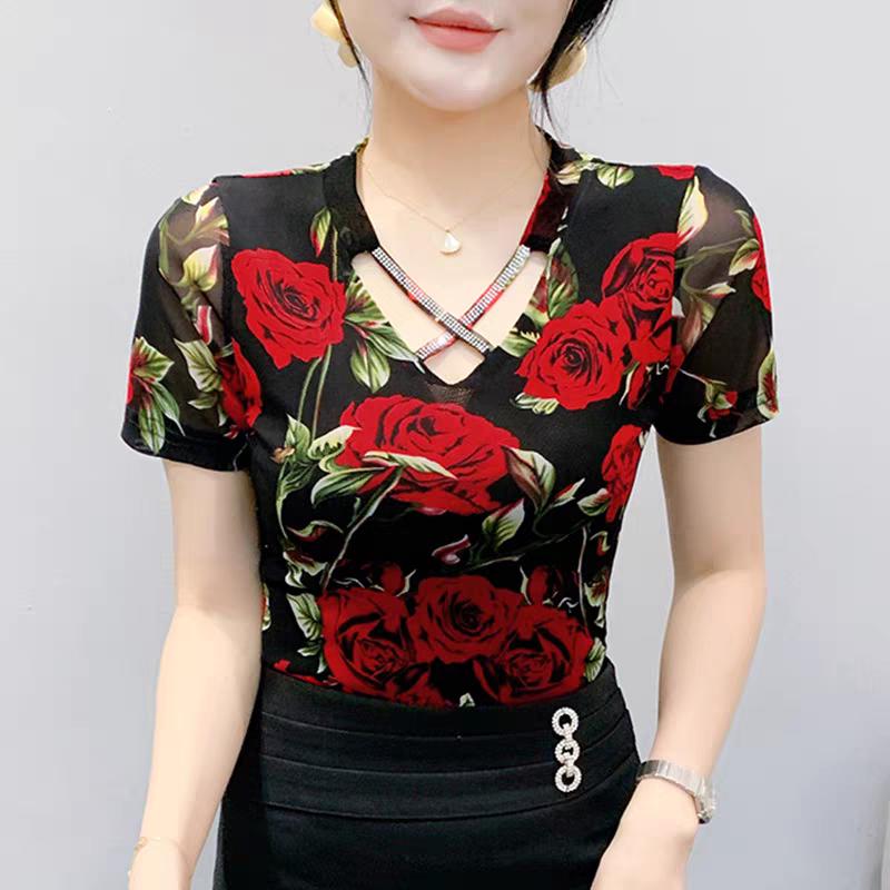 Summer New Fashion Rose Print T-shirt Chic Cross Hollow Out Hot Diamonds Tees Sexy V-neck Short Sleeve Women's Tops Blouse