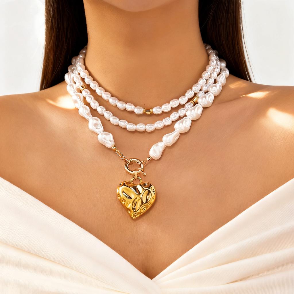 Exquisite Baroque Imitation Pearl Necklace for Women Minimalist Irregular Heart Shape Layered Chain Friendship Jewelry Gifts