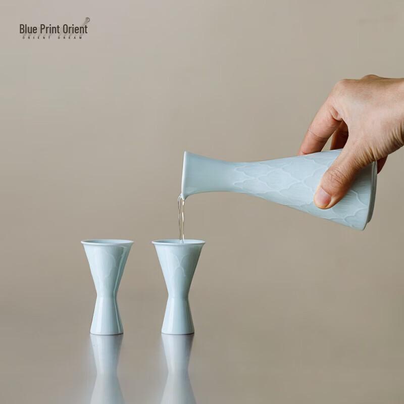 Jingdezhen Yingqing Carved Ceramic Baijiu Set