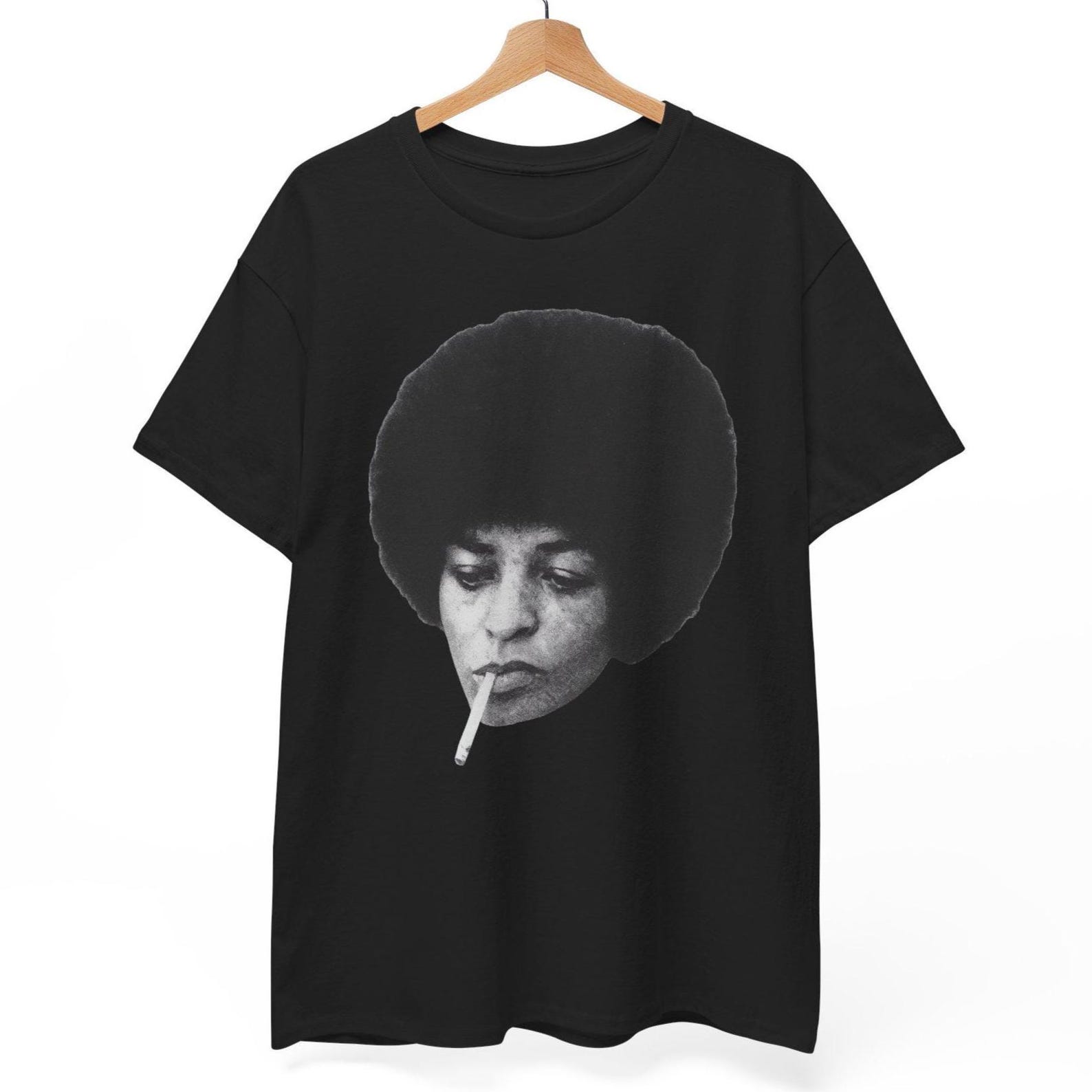 Angela Davis T-Shirt: Feminist Icon, Political Activist Tee XL