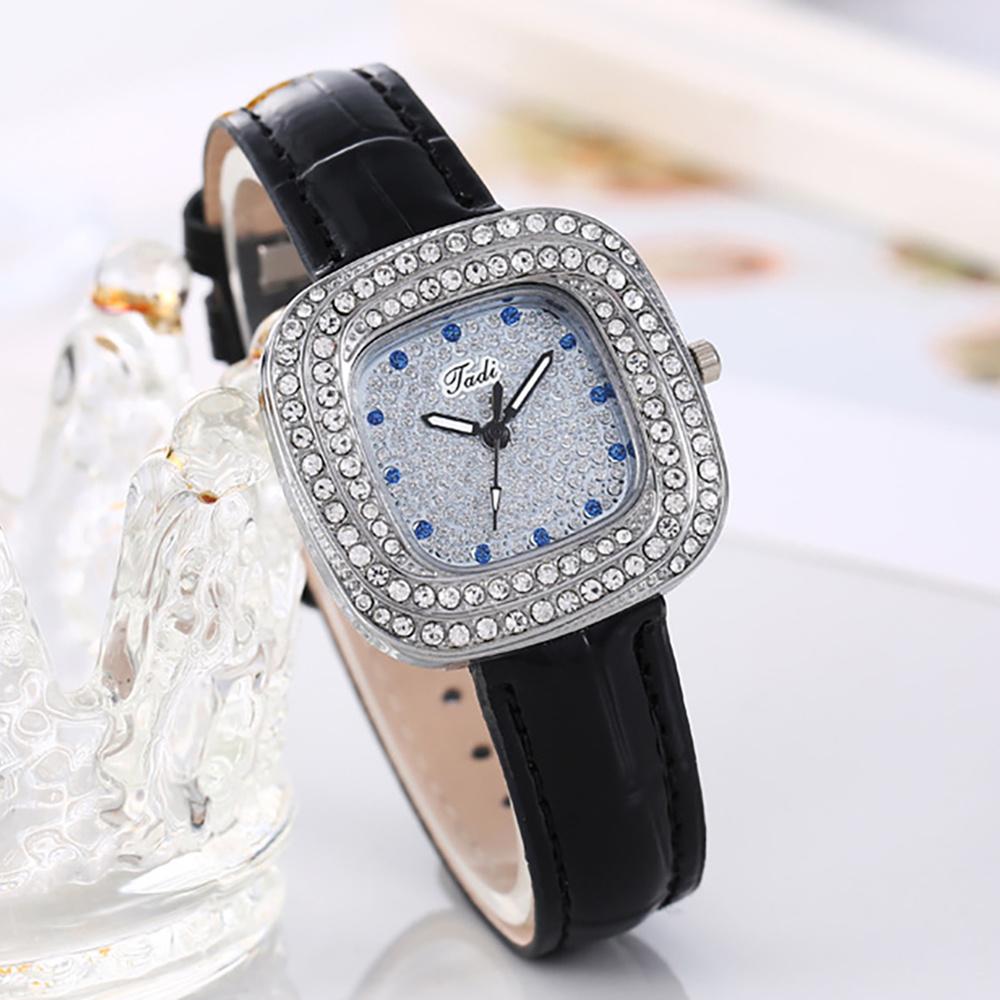 Women's New Luxury Full Star Diamonds Square Quartz Watch Business Women's Green Leather Casual Dress Clock Wristwatch