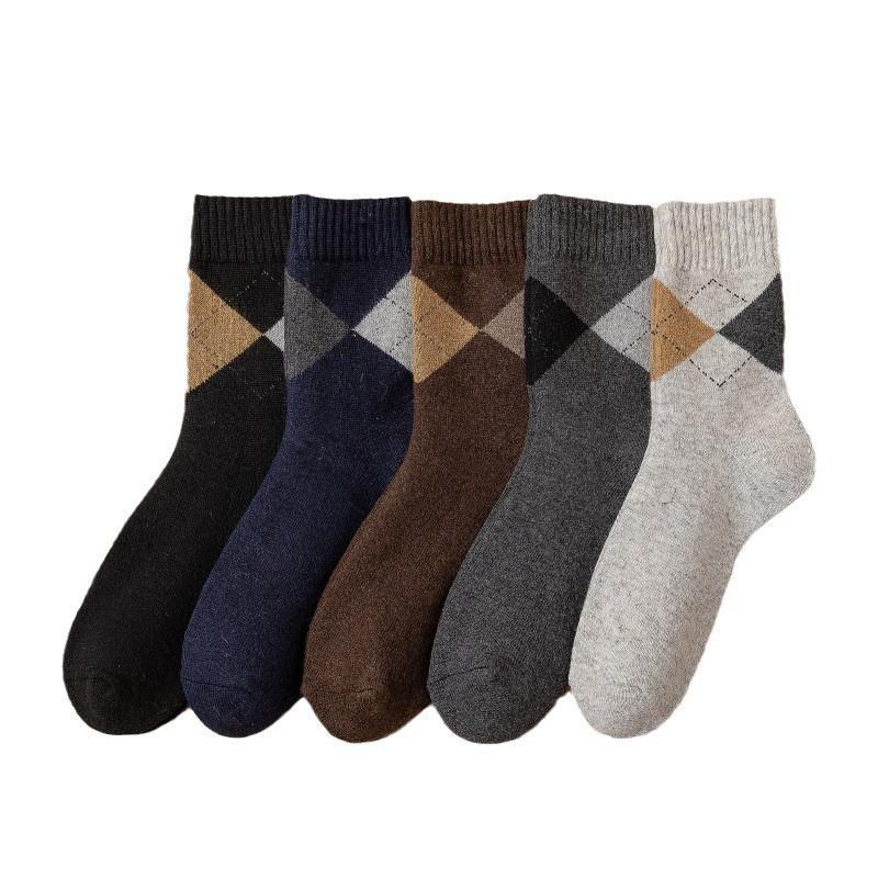 Winter Velvet Thickened Terry Socks: Warm, Breathable, Colorful Mid-Tube for Men and Women