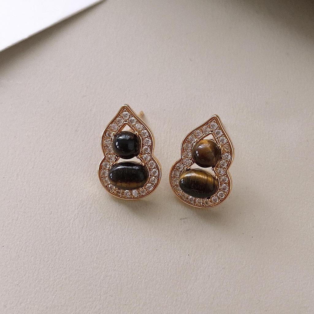 Melanoid Tiger Eye Heart Stud Earrings - Luxurious Fashion Jewelry Design