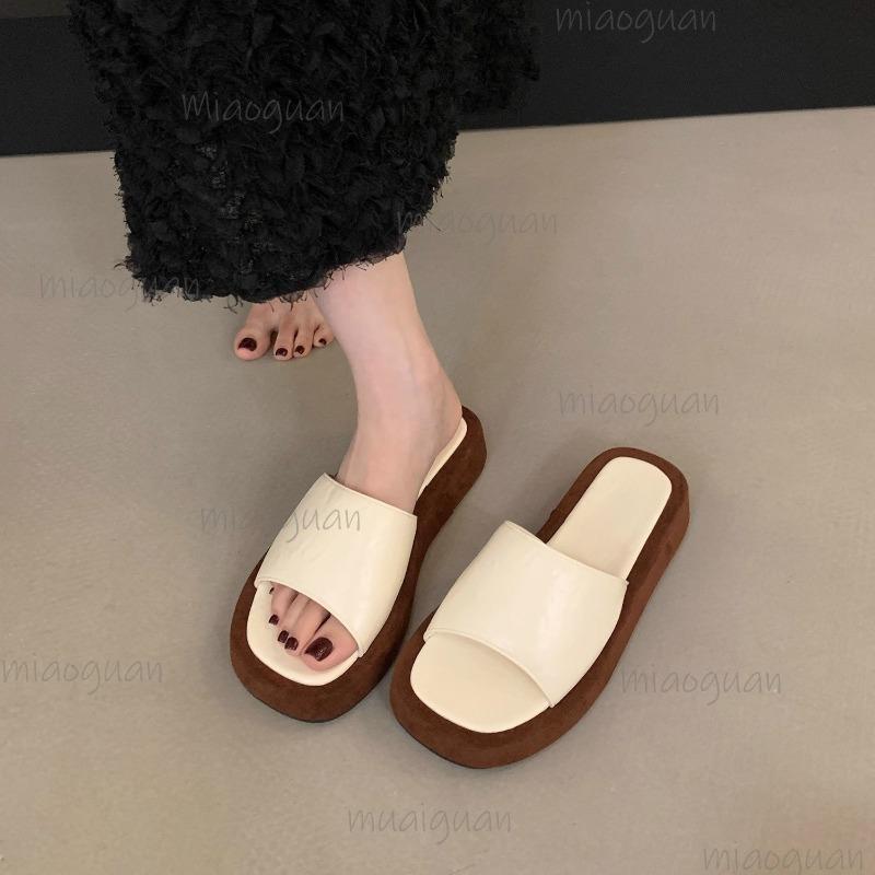 Women's Thick Bottom Slip-On Summer Footwear Black Silver Flat Sandals Casual Leisure Slippers Soft PU Leather Beach Sandals