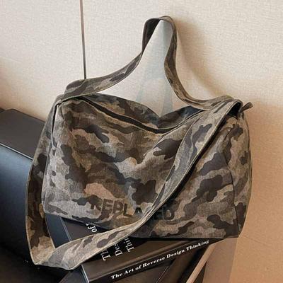 2025 Reise Freizeit Camouflage Canvas Tragetasche Koreanische Vielseitige Mode Herbst Nische Schulter Umhängetasche