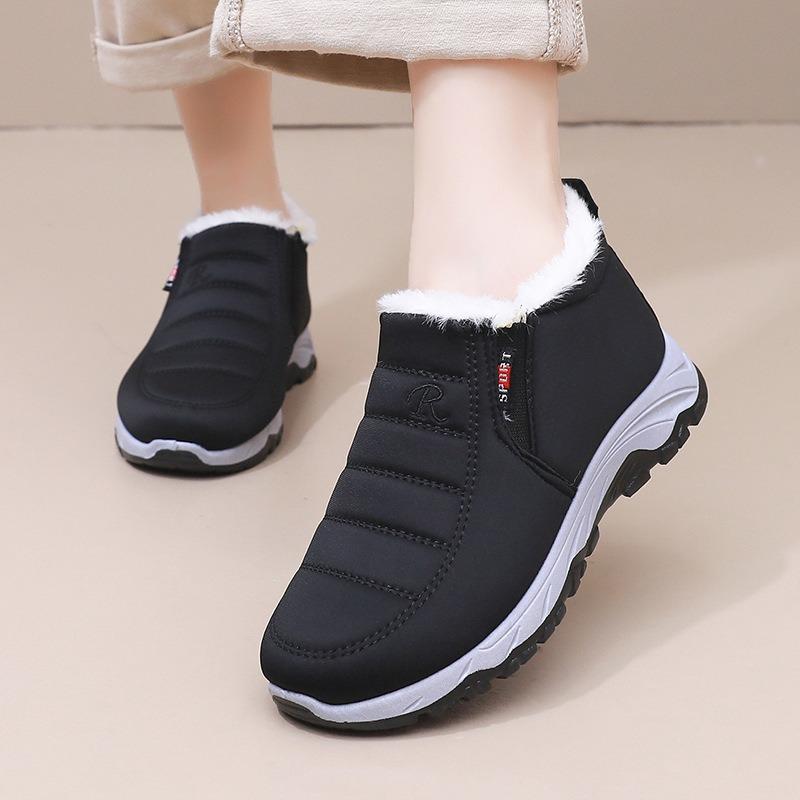 Winter new Beijing cloth shoes men's and women's snow boots piled and thickened soft-soled non-slip cotton shoes