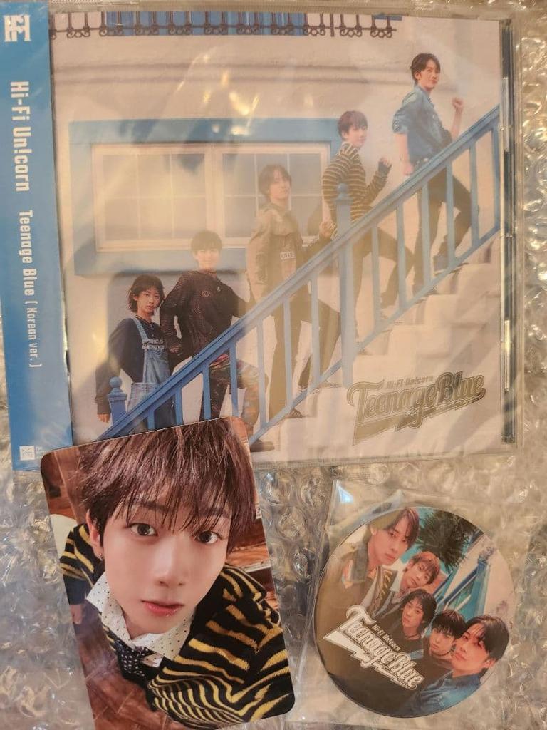 [USED] Hi-Fi Un!corn CD Teenage Blue Taemin Sticker