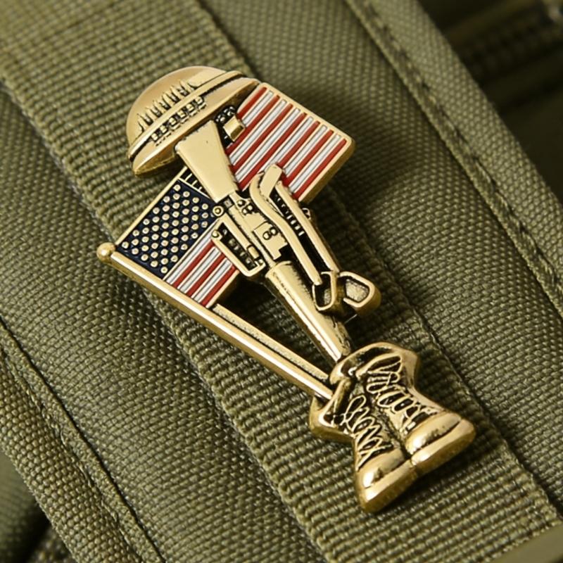 Historical Soldier Memorial Pin High Quality Metal Men's Armed Accessories Unique Bagde For Display And Wear