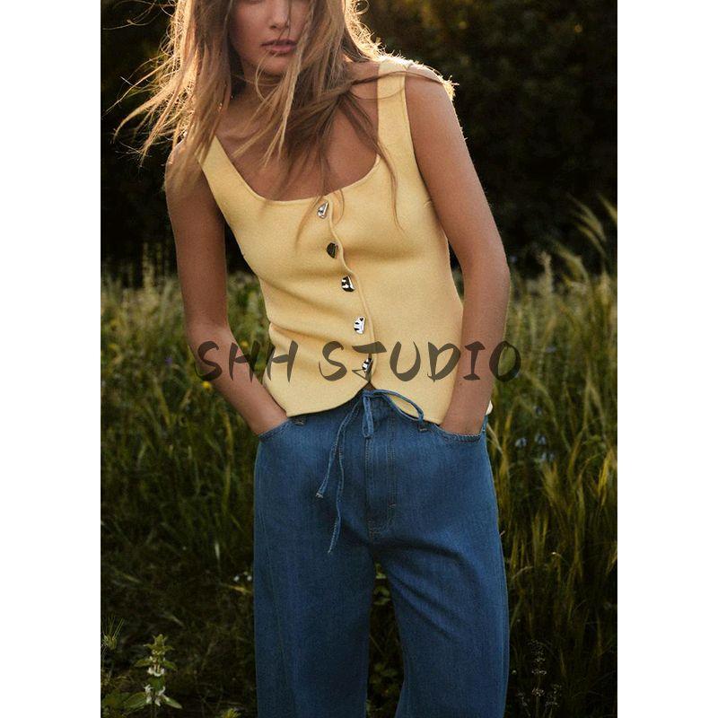 Spring and Summer New Women's Clothing Metal Button Decoration Plain Stitch Corset Round Neck Shoulder Strap Tops 5536038