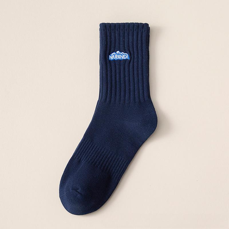 5 Pairs of Men's Autumn Anti Odor and Sweat Absorbing Sports Basketball Mid Top Socks