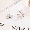 Simple and Fashionable Thickened Happy Clover Stud Earrings for Women, Elegant Small Fresh Thick Leaf Earrings, Personalized Girls Earrings.