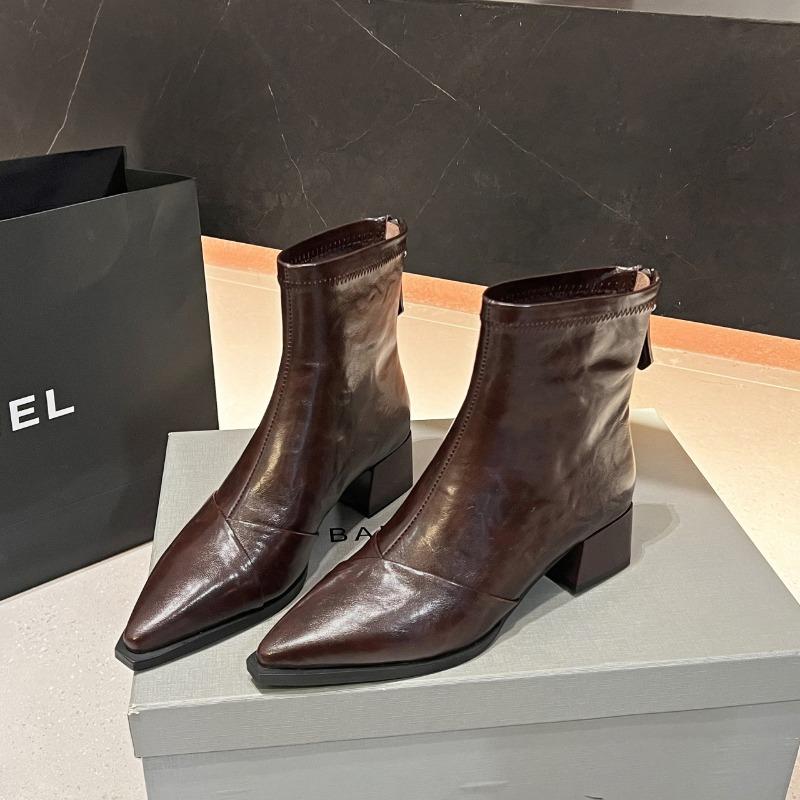 Женские туфли на высоком каблуке - Новые модели на осень и зиму Квадратный каблук Ботильоны с острым носом Простые ботинки 39 коричневый 3080₽