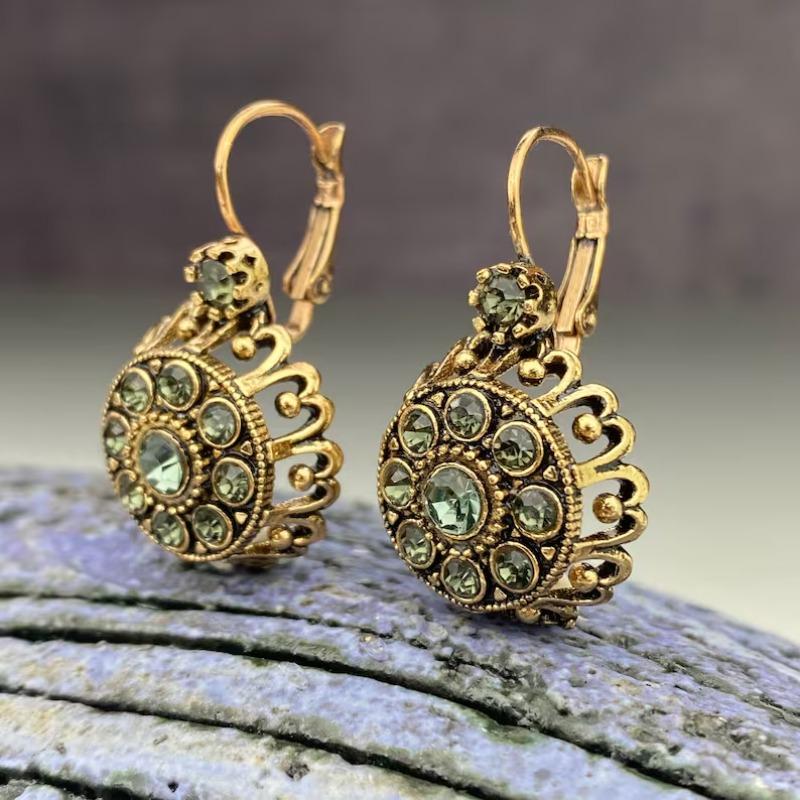 Vintage Gold Color Inlaid with Green Stones Women's Earrings Trendy Metal Carving Round Pattern Dangle Earrings Woman Jewelry