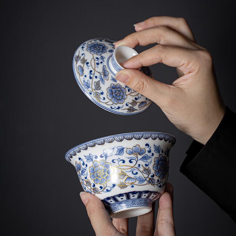 Simeitang Dehua White Porcelain Hoverable Gaiwan