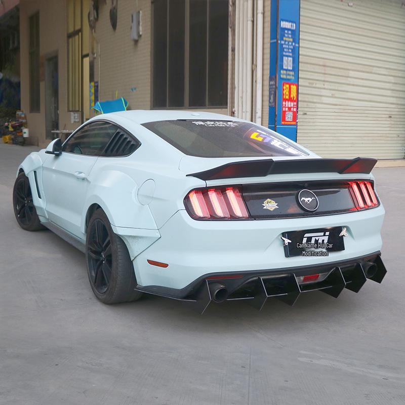 Carbon Fiber Rear Lip Spoiler for 2015-2017 Chinese Version Ford Mustang