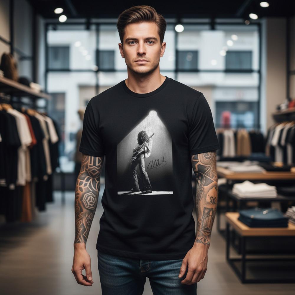 Eddie Van Halen Guitarist Spotlight Black Unisex TShirt Unisex T-Shirt XXXL