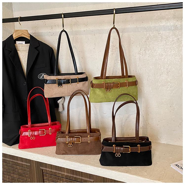 Frosted retro bag women's large capacity 2025 new autumn and winter leisure single shoulder axillary pillow bag commuter tote bag