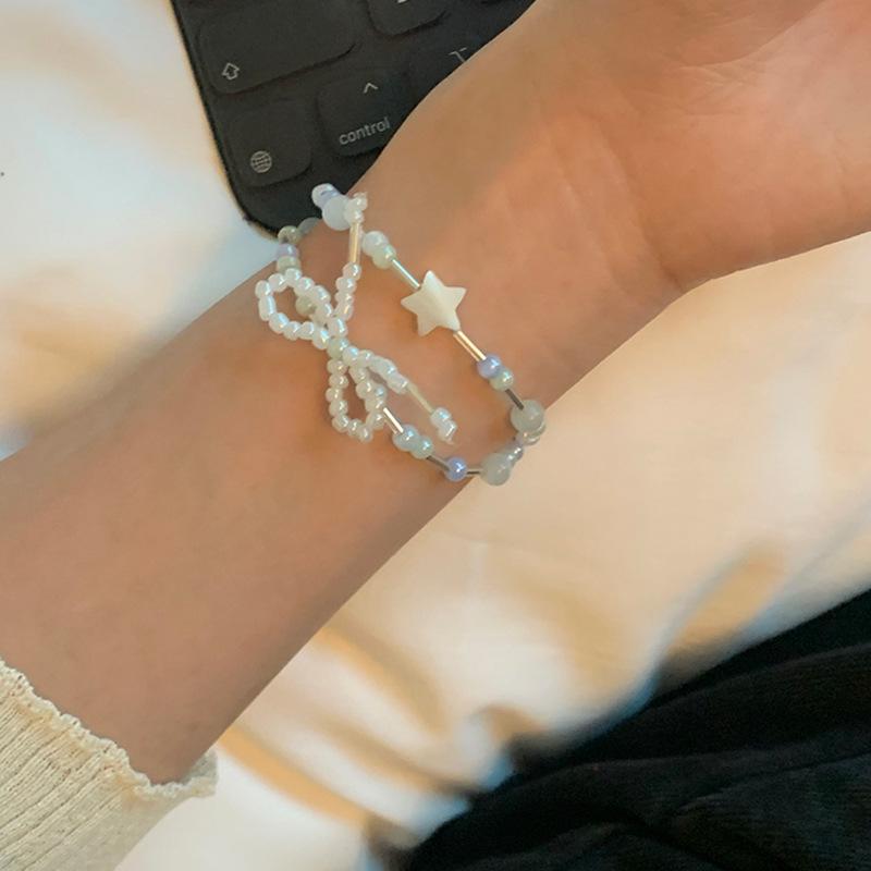 

браслет из опаловых звезд, бантиков и рисовых бусин в два слоя для женщин, для ношения в стопке, высококлассные браслеты, милые и универсальные украшения.