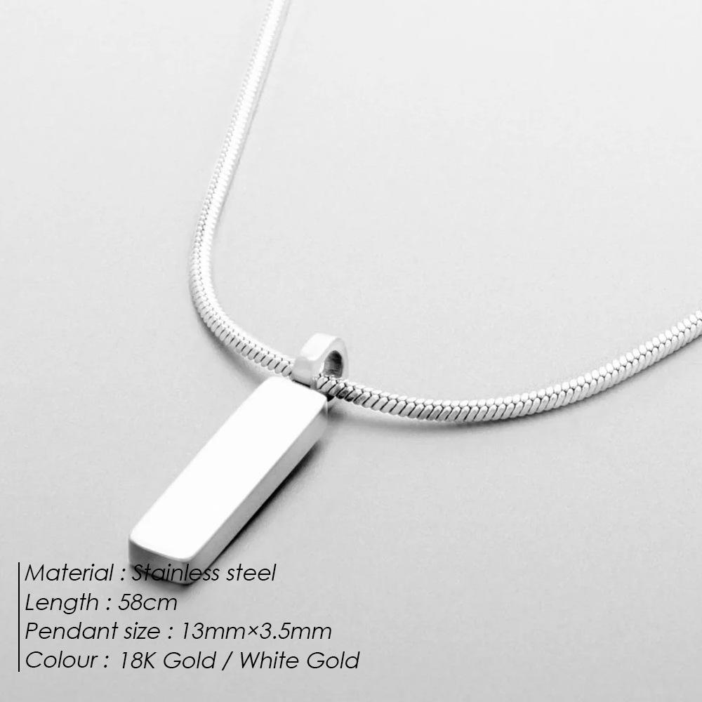EManco Collier Pendentif Chaîne Carrée Os de Serpent de Luxe pour Homme - Acier Inoxydable Chaîne Pull Clavicule