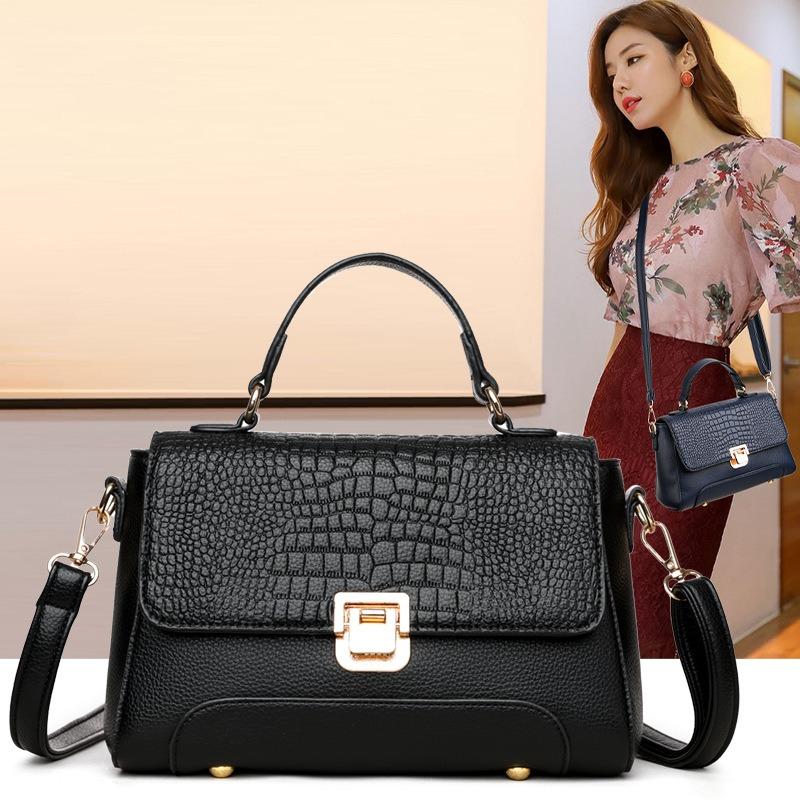 Women's fashion autumn and winter simple crocodile pattern large capacity shoulder messenger bag, light small square bag