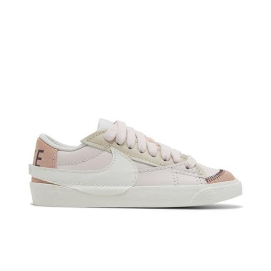 Nike Damen Blazer Low 77 Jumbo Hellweichrosa DQ1470-601