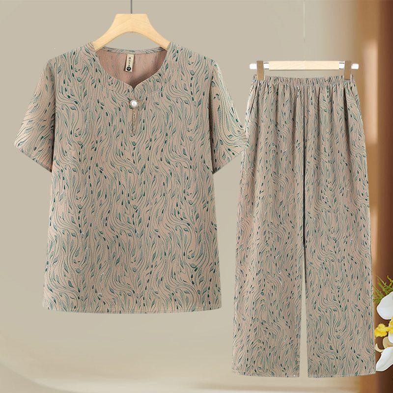 

Ice Silk Summer Suit for Women: Short Sleeves for Middle-Aged & Elderly - Plus Size Available 2XL [100-115 lbs]