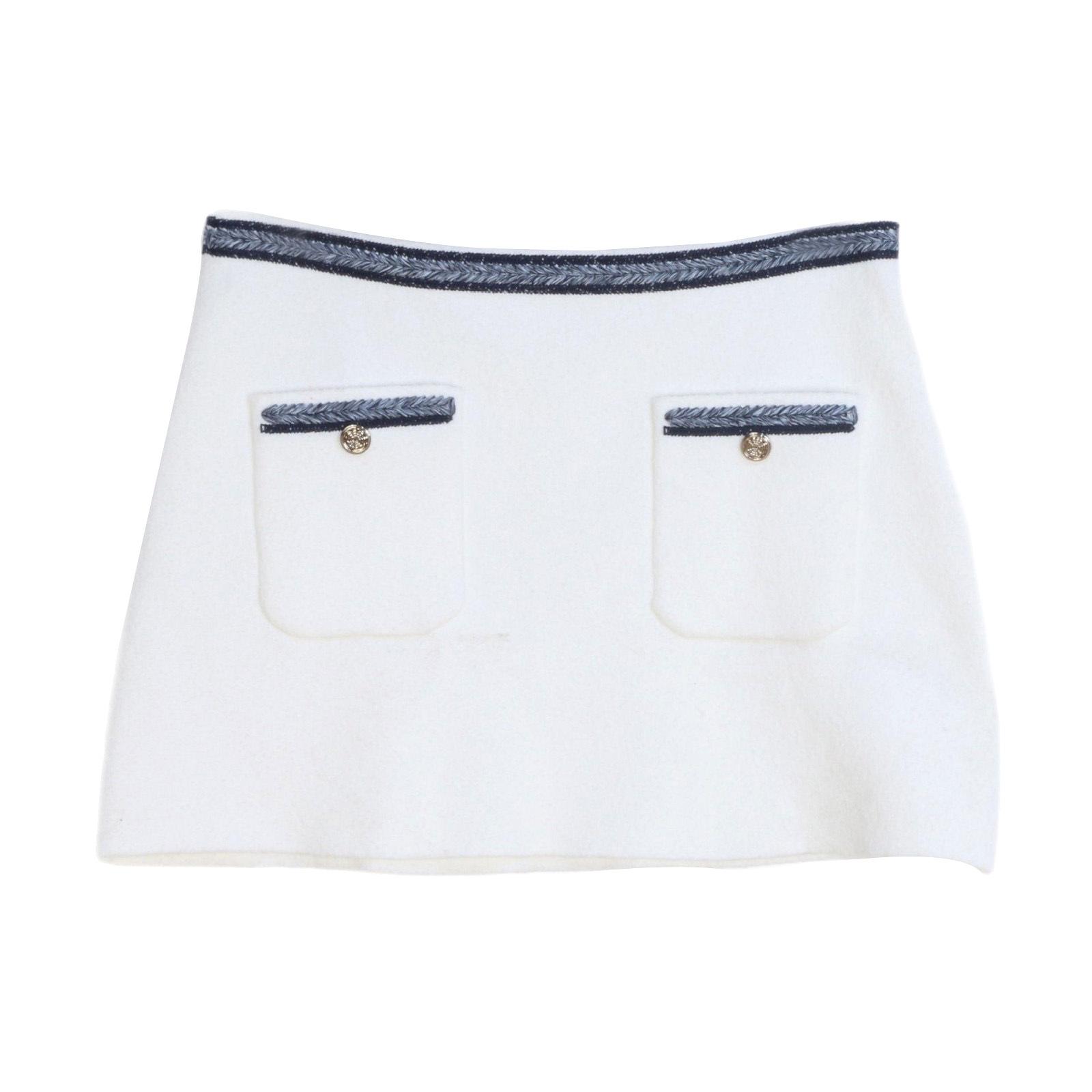 

Женский повседневный вязаный костюм: Французский стиль: Свободный трикотаж и юбка-полусолнце L