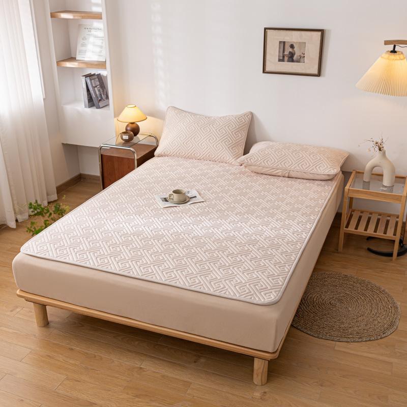 A Class Baby Grade Soybean Filled Mattress Thin Soft Mattress For Home Dormitory Four Seasons Slip Resistant Bed Pad