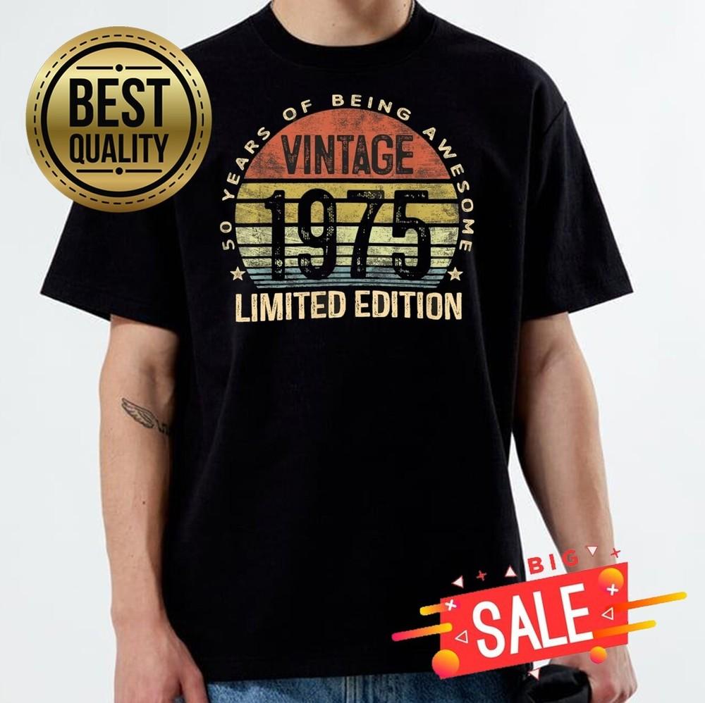 

Vintage 1975 50 Year Of Being Awesome T-Shirt Unisex T-Shirt XXL