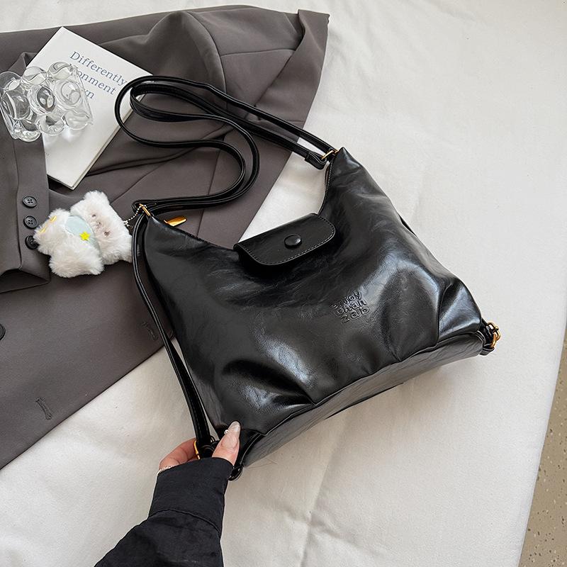 

Женская сумка большой вместимости высокой ценности, летняя новинка 2025 года, модная и в зарубежном стиле, для поездок на работу, одноплечевая, двухплечевая, модная сумка-тоут