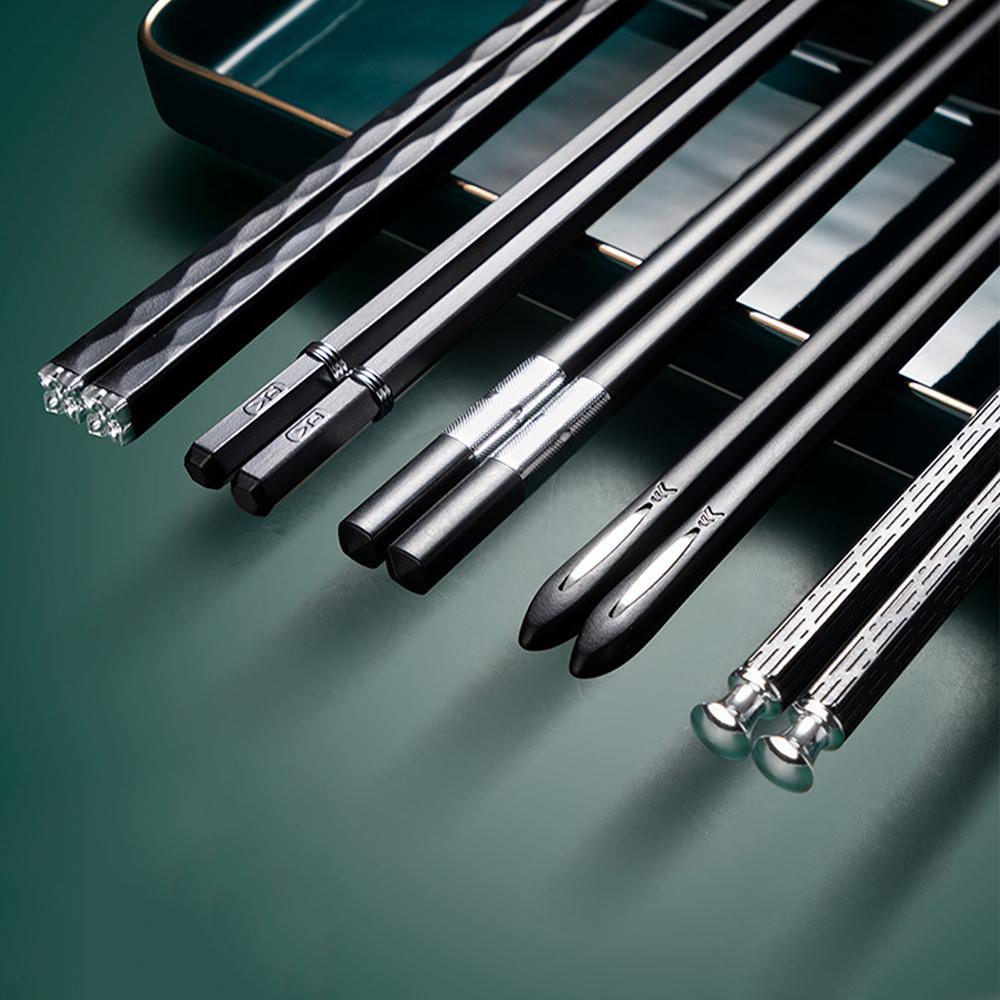 5 Pair Reusable Chinese Chopsticks Reusable Alloy Non-Slip Japanese Sushi Chop Sticks Set Chopsticks Kitchen Tableware Gift