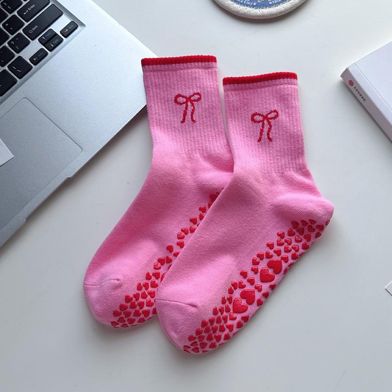 

Cartoon Yoga Socks, Women s Professional Anti-slip Mid-calf Socks, Pilates Sports, Indoor Fitness, White Floor Socks 1 pair