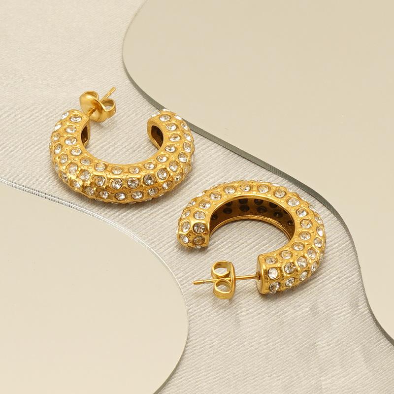 Personalized new fashion stainless steel diamond earrings, high-end light luxury titanium steel earrings, trendy women's models