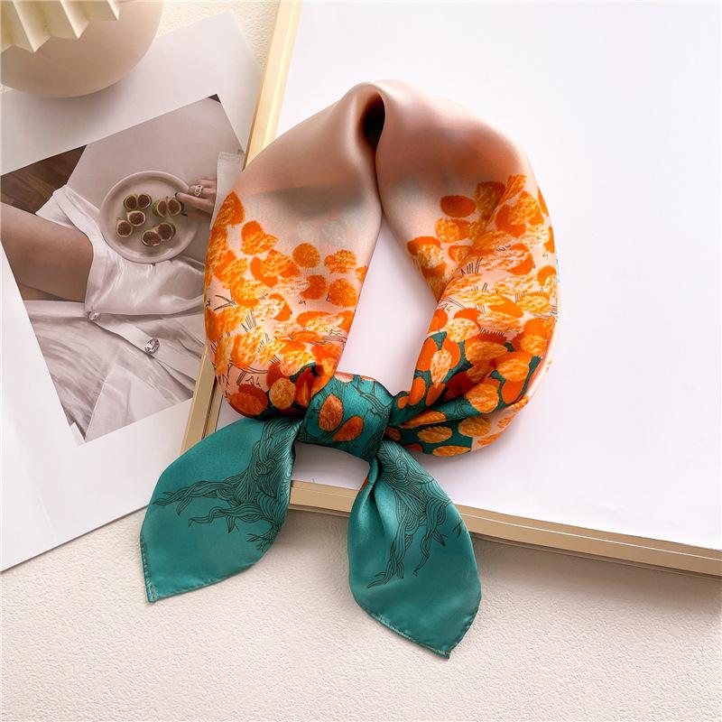 70 * 70cm New Silk Small Square Scarf For Women'S Neck Protection Professional Scarf Versatile Hair Tie Headscarf Scarf