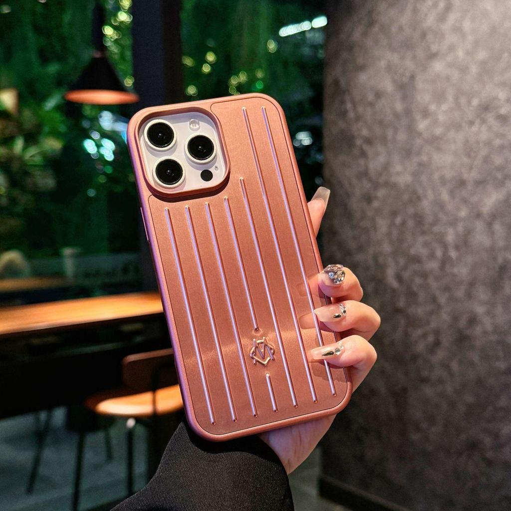 Apple 17 Pro Max Aluminum Magnesium Alloy Protective Case - Fashionable & Trendy Cover for 16 Pro