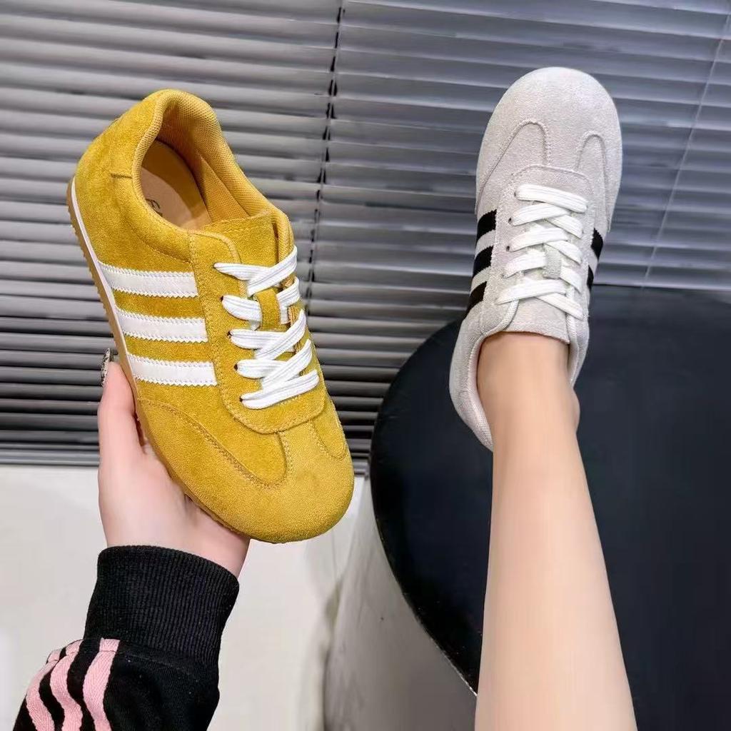 Retro Anti-velvet German Training Shoes with Laces, Comfortable and Lightweight Flat-bottomed Casual Shoes, Single Shoes, Small White Shoes,