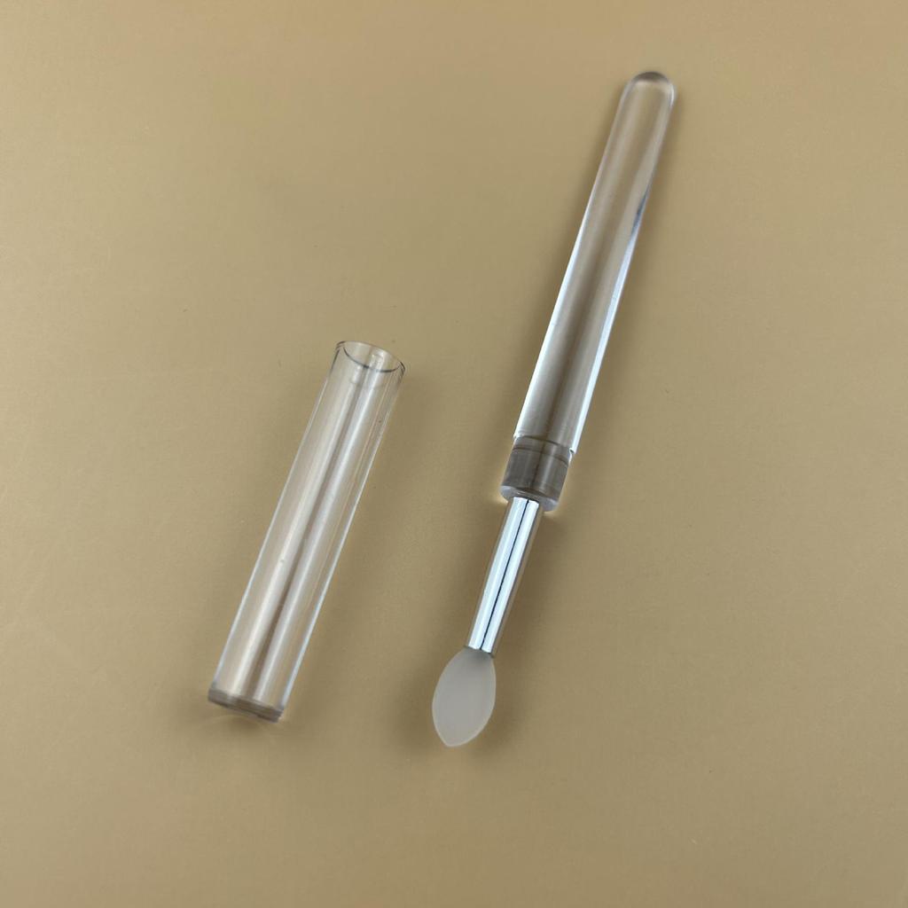 Portable Silicone Lip Brush with Lid - Mini Lip Mask, Balm, & Lipstick Brush