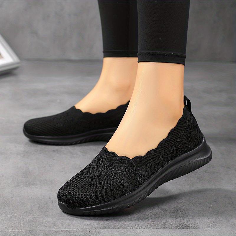 Women's Casual Walking Shoes for Mature Mothers - Large Sizes, Low-Cut, Slip-On Design