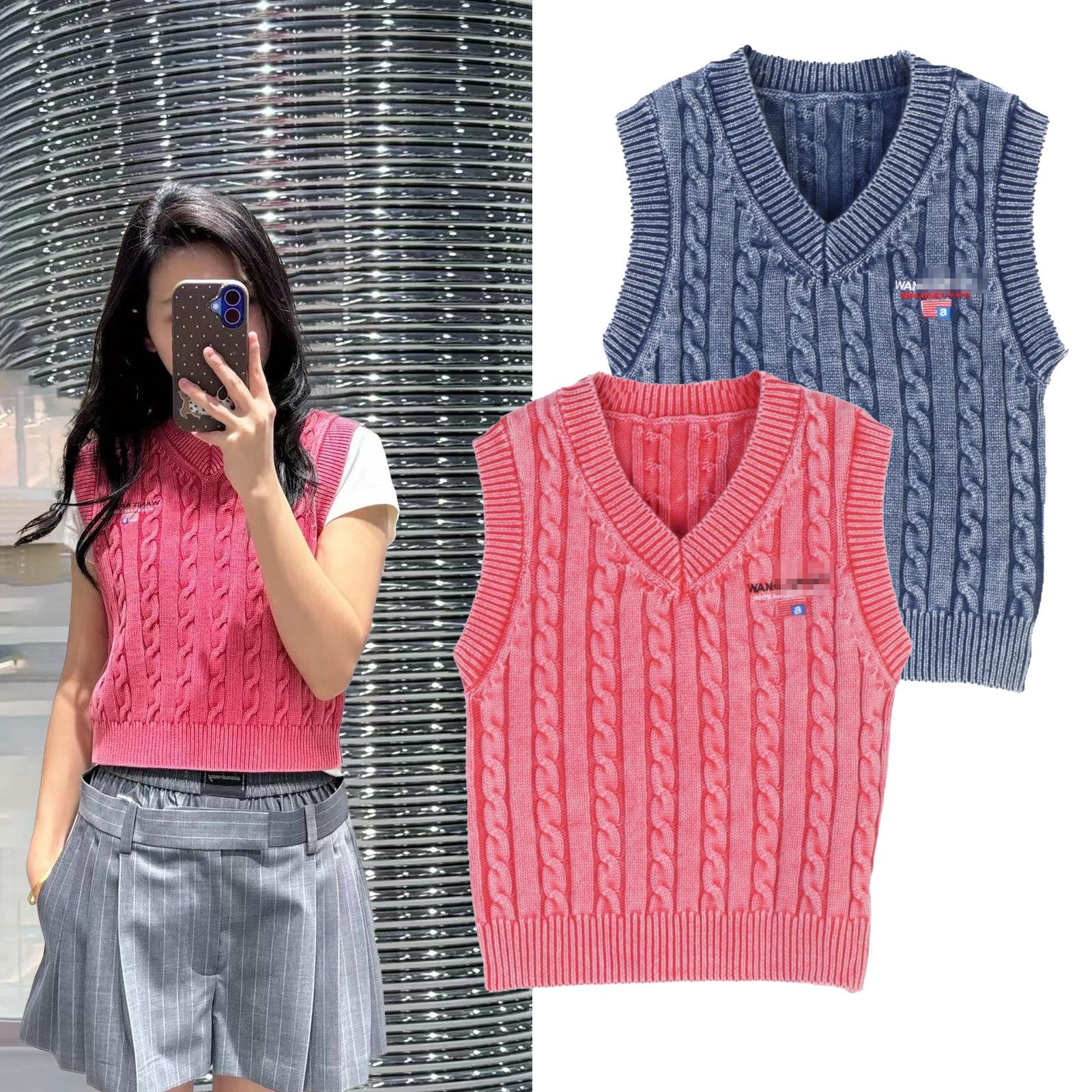 

Tide Women s V-Neck Cable Knit Embroidery Vest - College Style, Spring/Autumn Collection Large